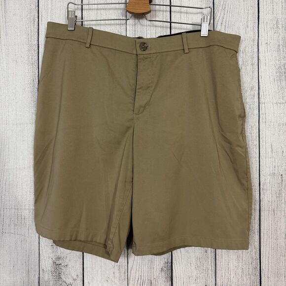 Nike Men's W38 Tan Flat Front Polyester Dri-Fit Bermuda Golf Shorts - Picture 1 of 7